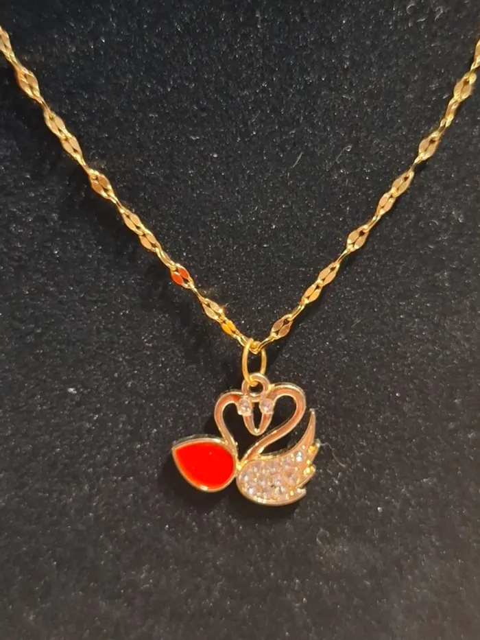 Magnifique collier femme neuf Cygnes