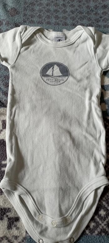 Body 12 mois