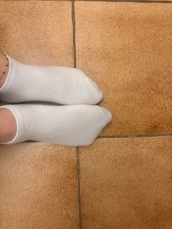 Chaussette sale - photo numéro 3