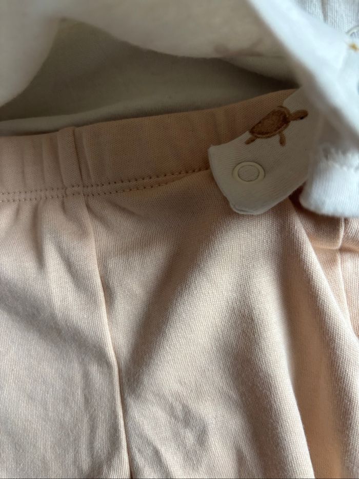 Ensemble pyjama 2 pièces Kiabi 1 mois - photo numéro 3