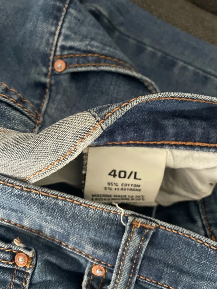 Jeans troué taille basse - photo numéro 3