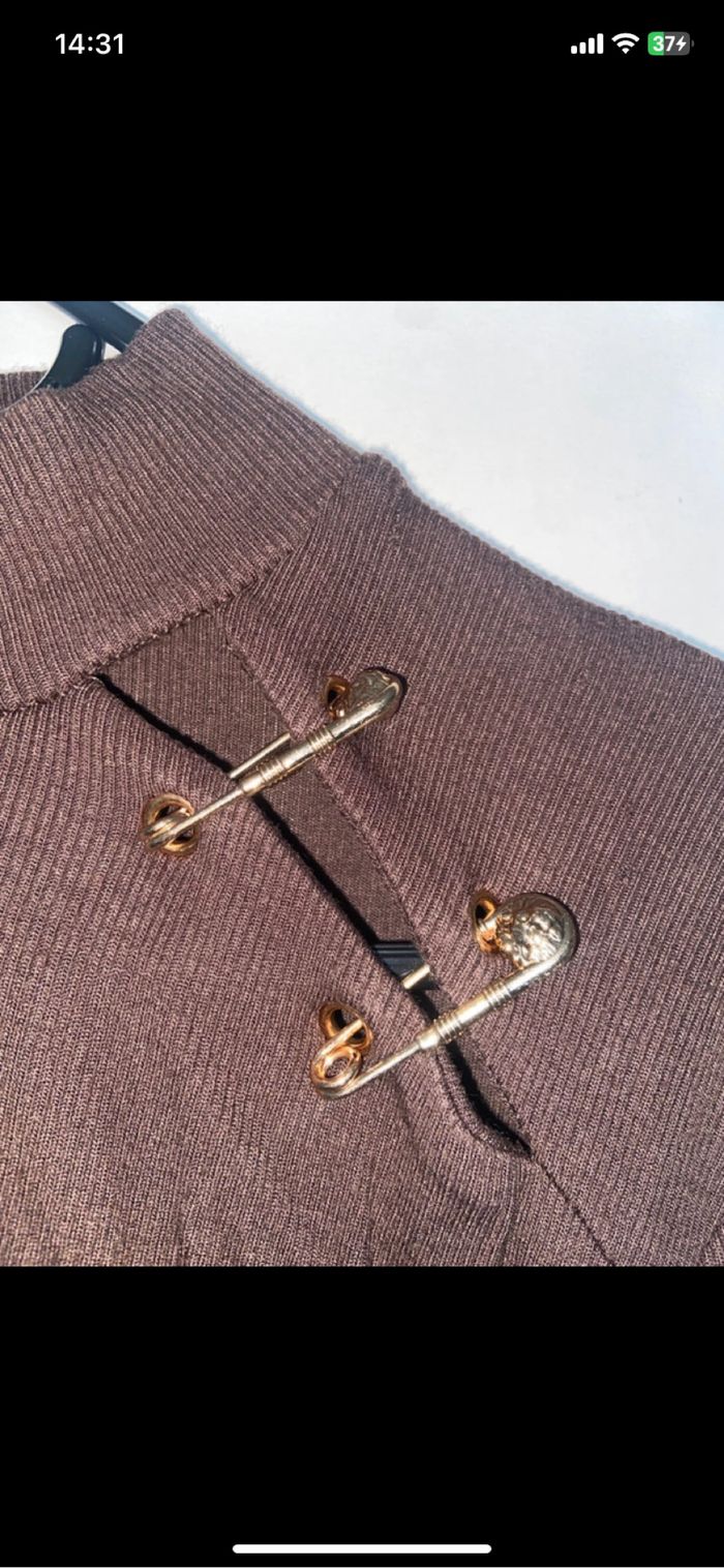 Pull marron détail doré - photo numéro 4