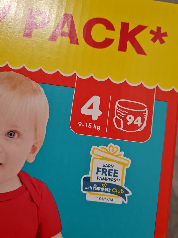 2 cartons pants soit 188 couches au total Taille 4 (9-15Kg) pampers neuf - photo numéro 2