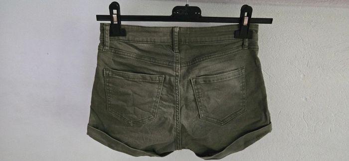 Short H&M 12 ans - photo numéro 4
