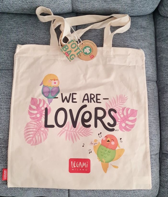 Legami Saint Valentin 2026 Set Effaçables + Tote Bag + Trousse XXL Panda + Set Noel 2025 - photo numéro 5