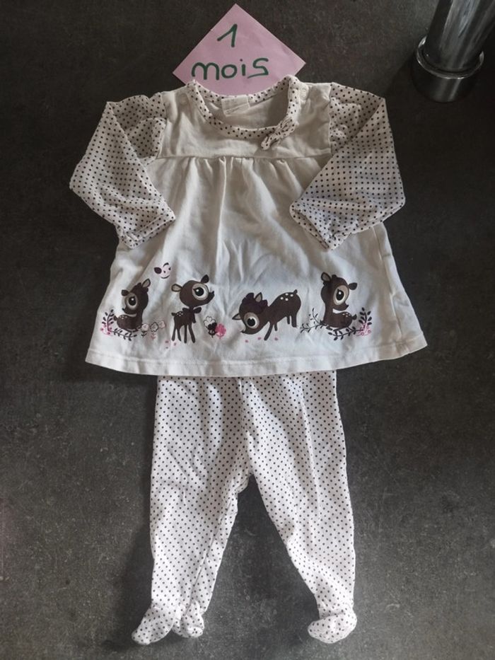 Ensemble faon 1 mois