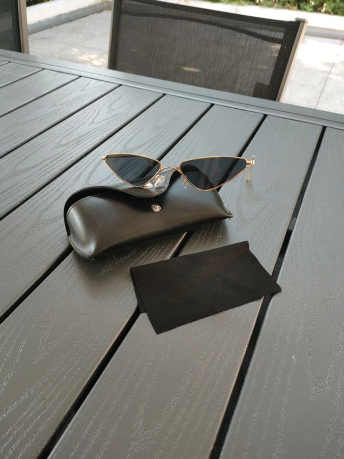 lunettes de soleil neuve - photo numéro 4