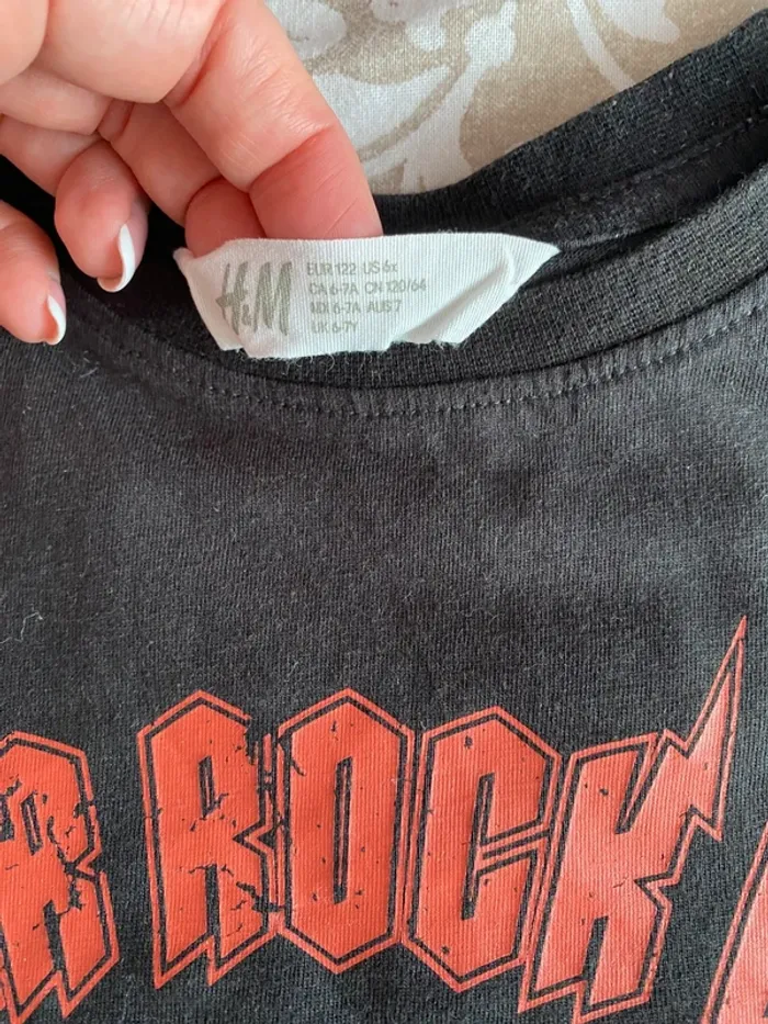 TEE shirt Rock H&m - photo numéro 2