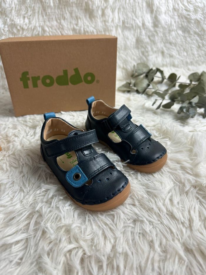 Paire de sandales bleues Froddo taille 22 - photo numéro 2
