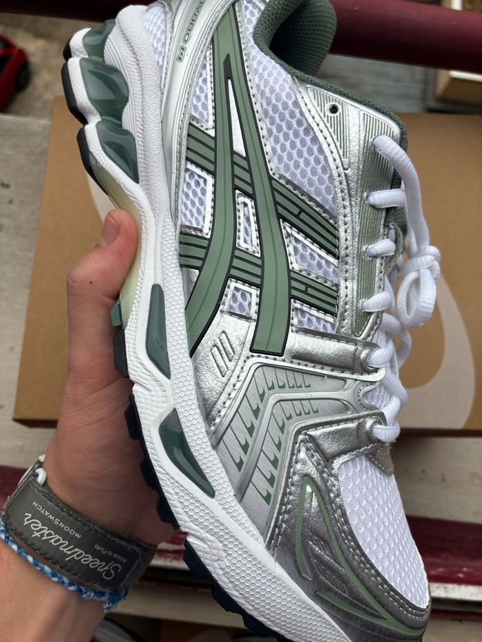 ASICS Gel Kayano 14 White/Slate Grey - Taille 44 - Neuves - photo numéro 6