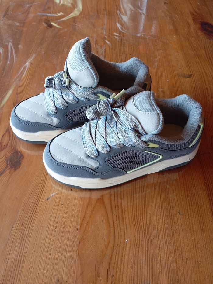 Baskets style skateurs taille 33 - photo numéro 2