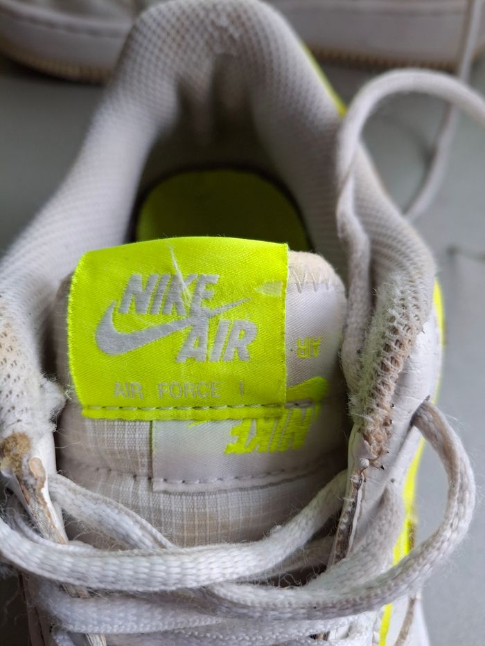 Baskets Nike Air force 1 blanche et jaune - photo numéro 6
