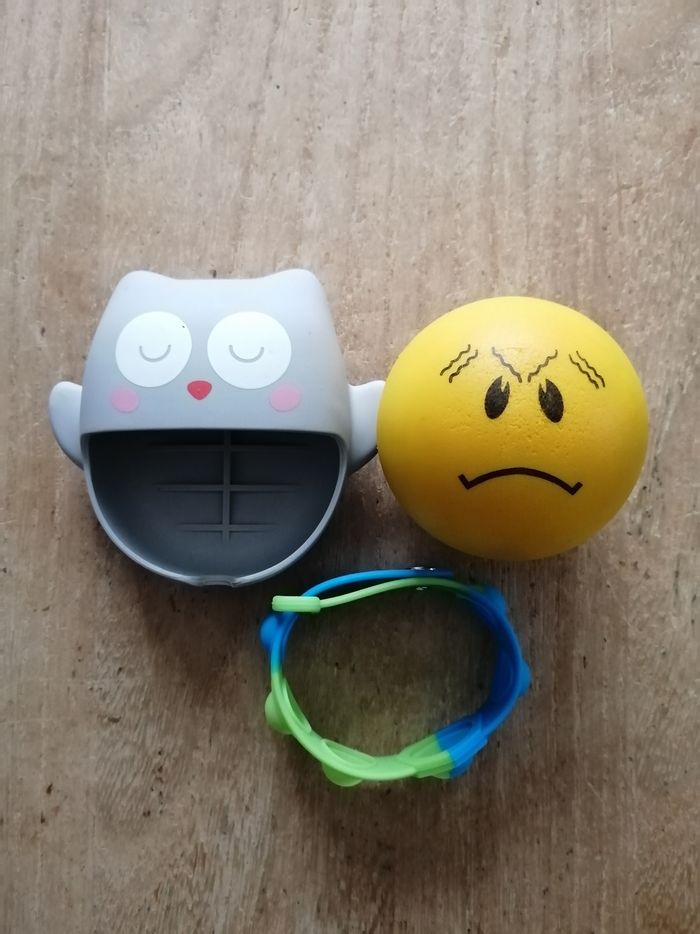 Lot jouets enfant - photo numéro 2