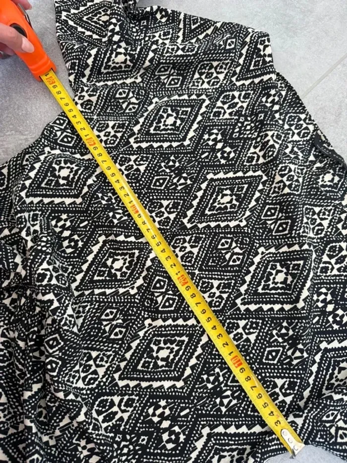 Robe d'été Zara taille M comme neuve - photo numéro 5