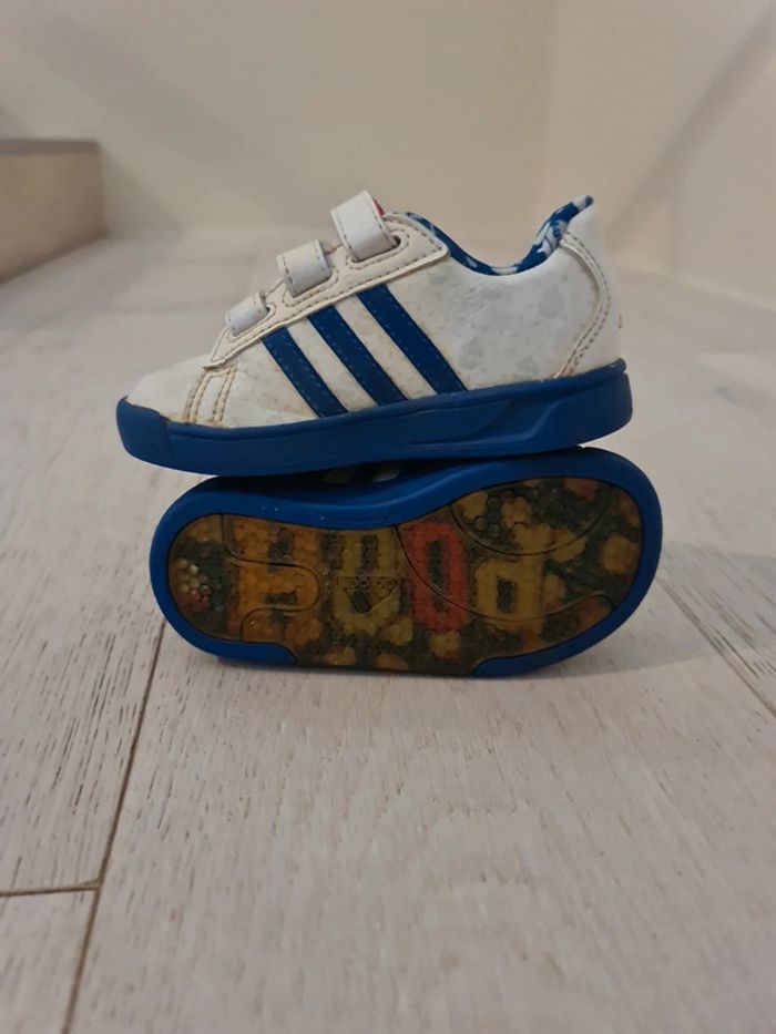 Baskets Adidas Winnie pointure 23 - photo numéro 14