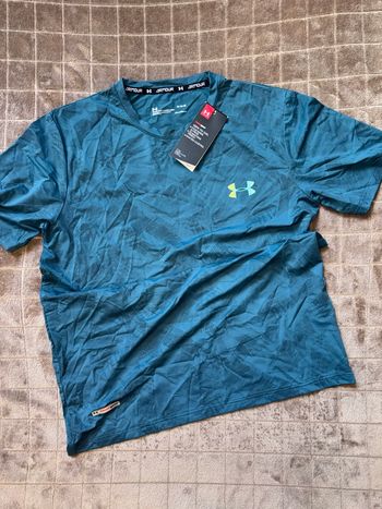 T-shirt under armour 