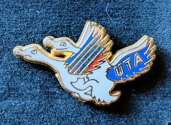 Pin's compagnie aérienne UTA