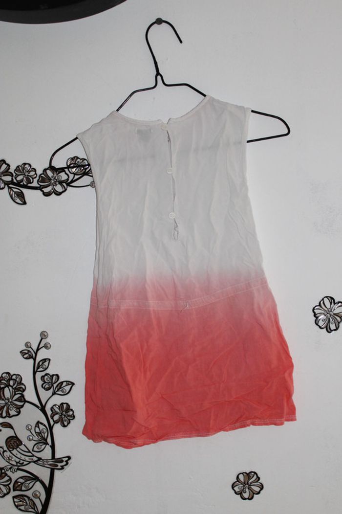 💖🤍 Robe Kiabi blanc et rose - Taille 4 ans 🤍💖 - photo numéro 2