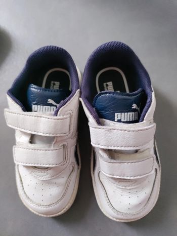 Baskets Puma taille 24 5€