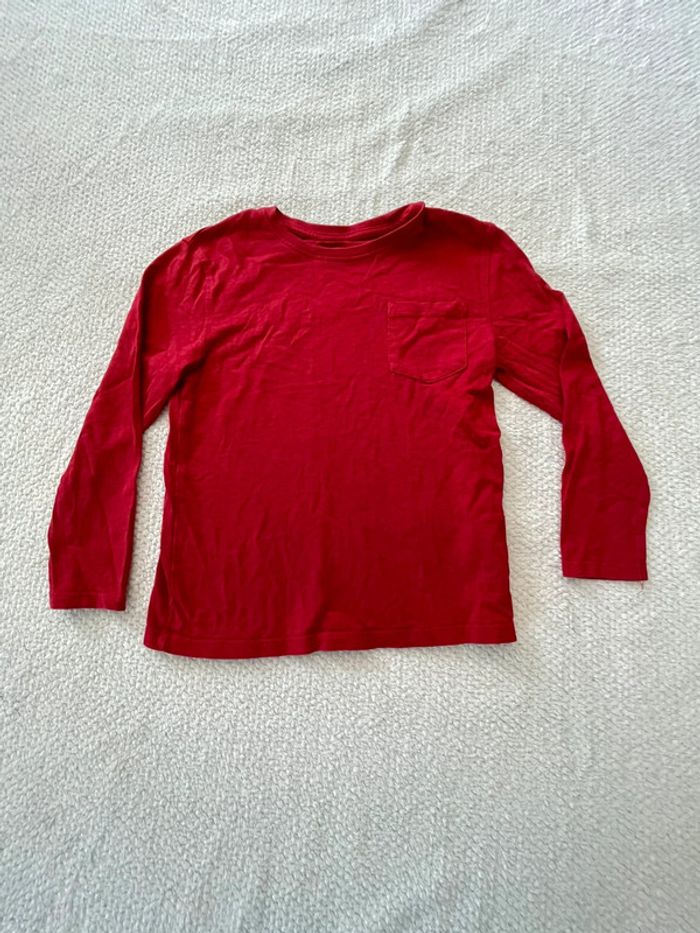 T-shirt manches longues rouge garçon Primark 5-6 ans