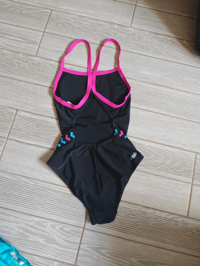 Maillot de bain une pièce taille 36 - photo numéro 2