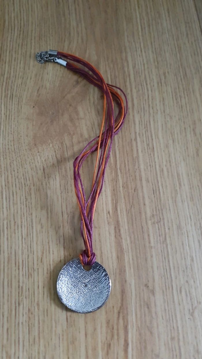 collier pendentif métal rouge - photo numéro 3