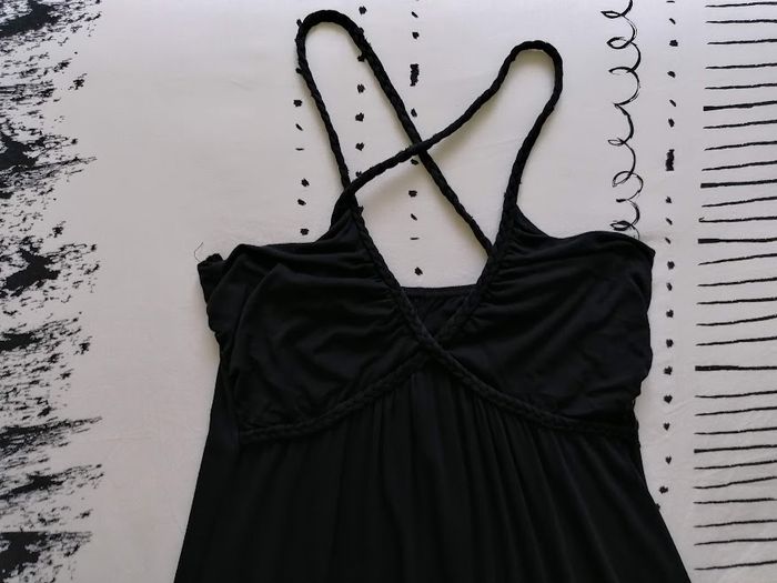 Robe longue noire - photo numéro 2
