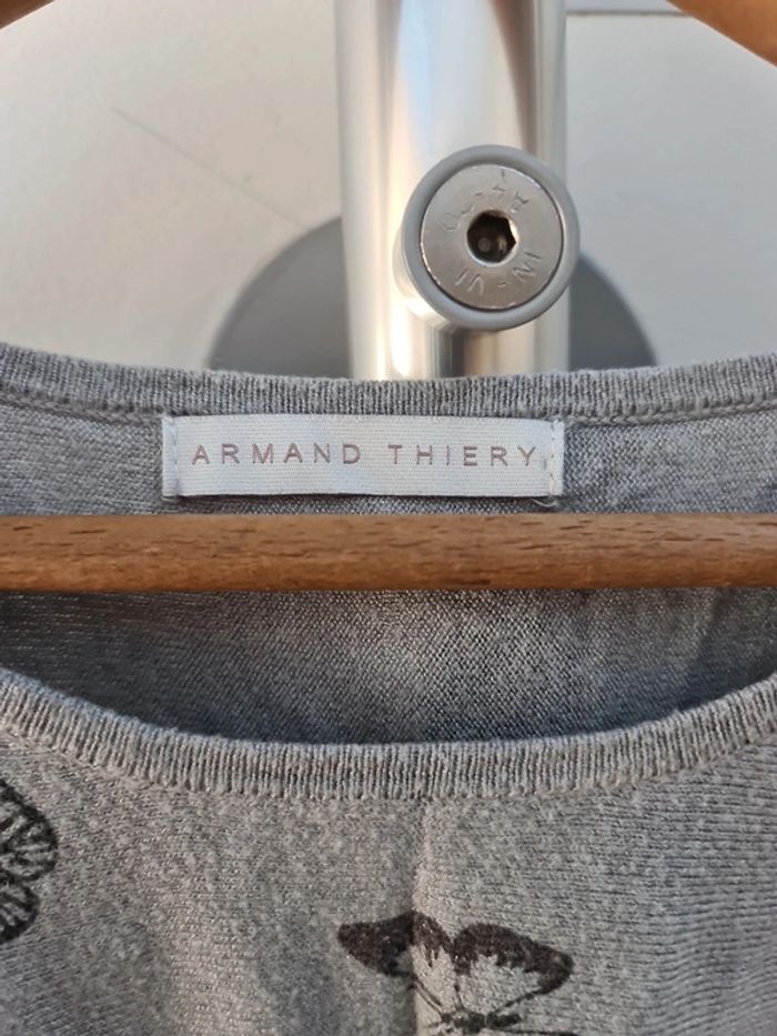 Pull manches ¾ Armand Thiery taille 2 - photo numéro 8