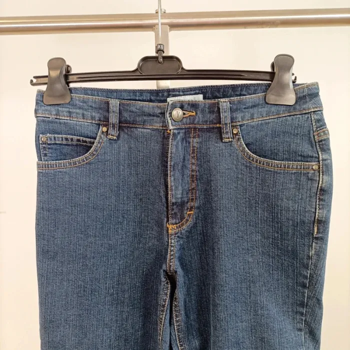 Jean bleu foncé coupe droite – Yessica – Taille 38 A722 - photo numéro 2
