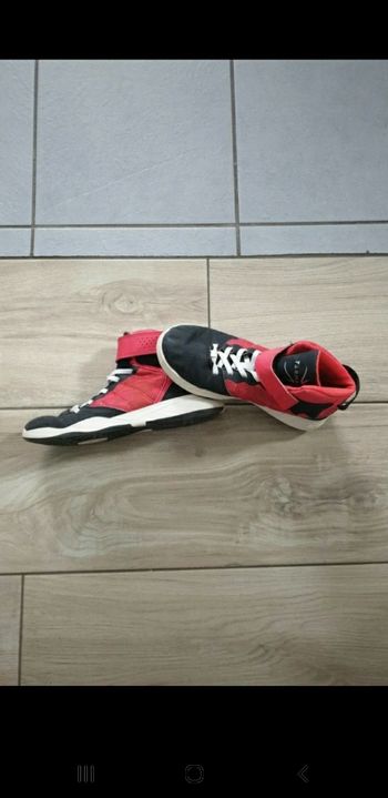 Baskets montantes salle 38