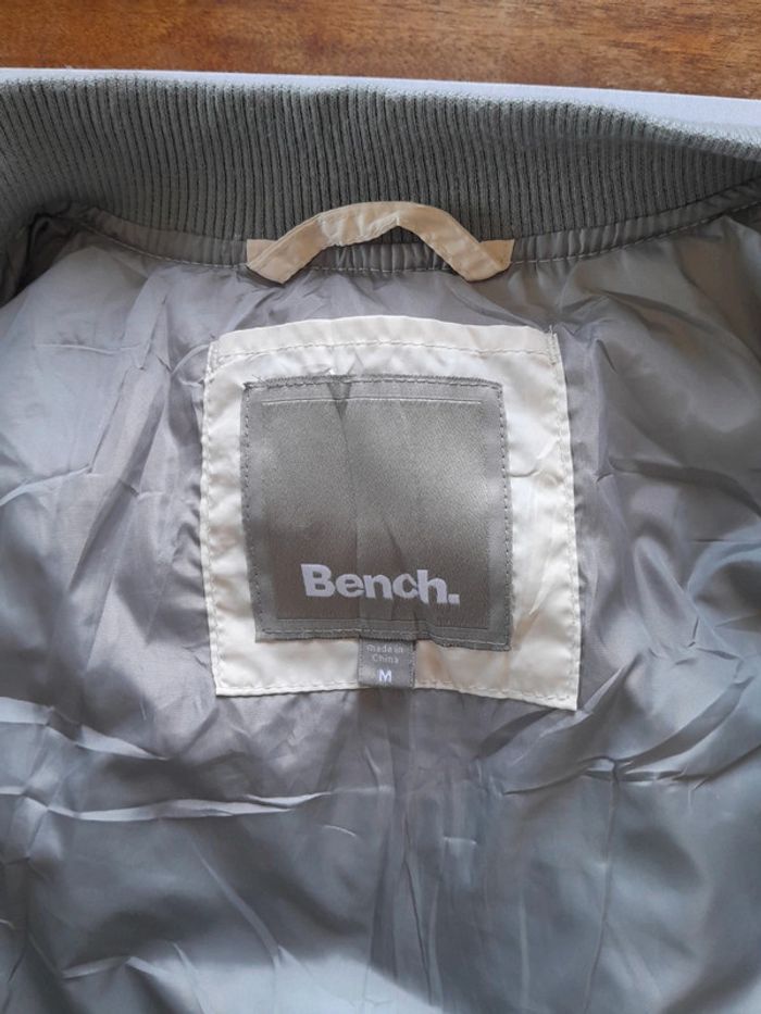 Trop beau bombers femme léger Bench taille M avec fentes aux poignets pour le pouce - photo numéro 3