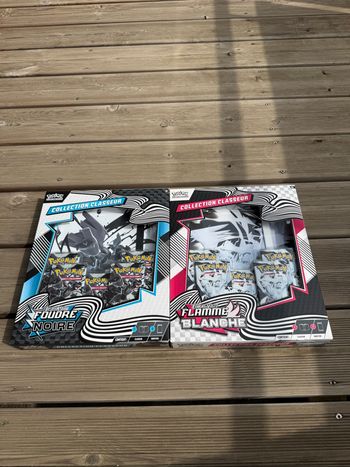 Lot de 2 coffrets classeur Pokémon ev10.5 Foudre noire et Flamme blanche
