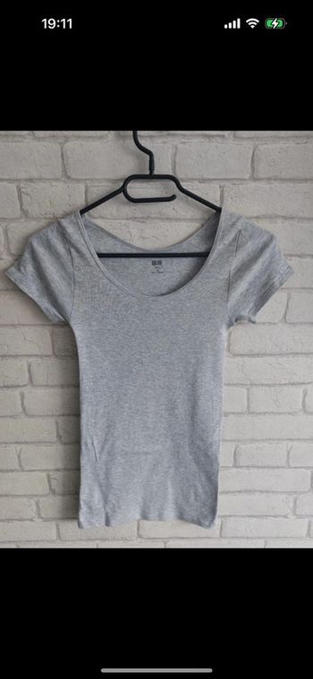 Tee-shirt Uniglo taille XS