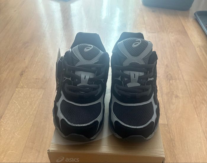 Asics gel nyc noir taille 42 neuf - photo numéro 2