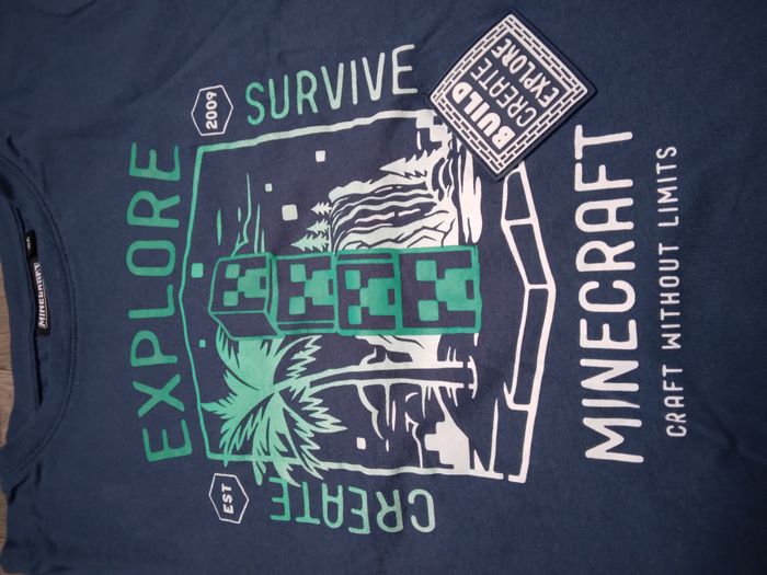 T-shirt minecraft 10 ans neuf - photo numéro 8