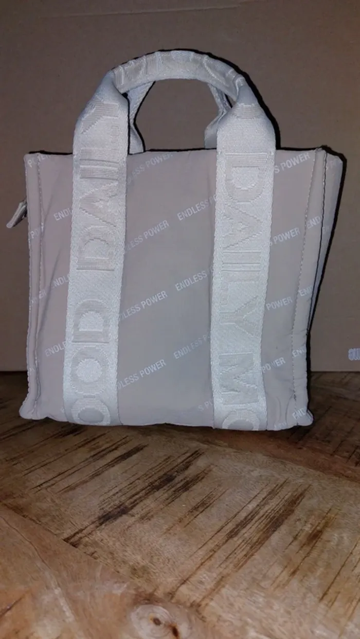 Sac à main - photo numéro 2