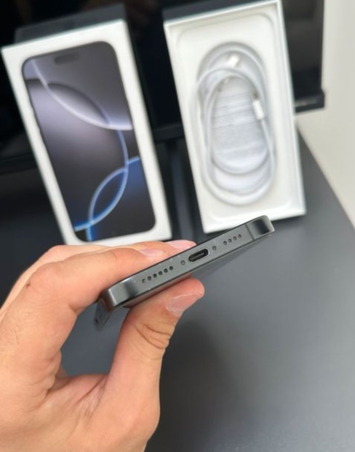 I p h o n e 16 pro max - photo numéro 5