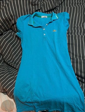 Robe Lacoste