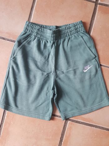 Short Nike