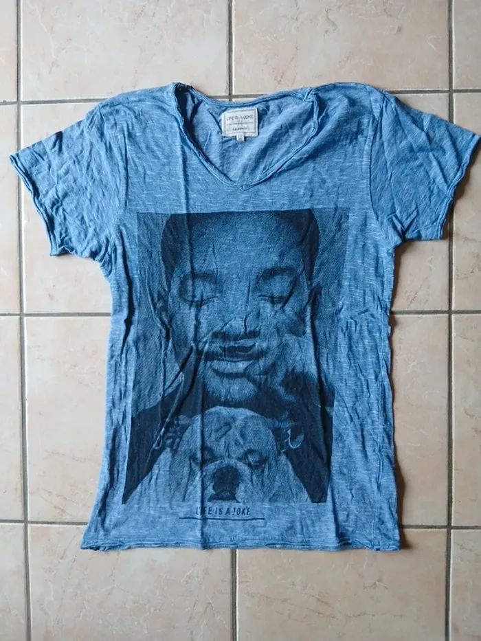 Tee-shirt