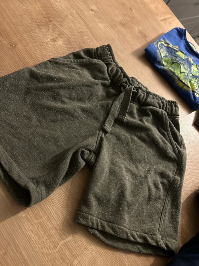 Lot vêtement garçon 6 ans - photo numéro 3