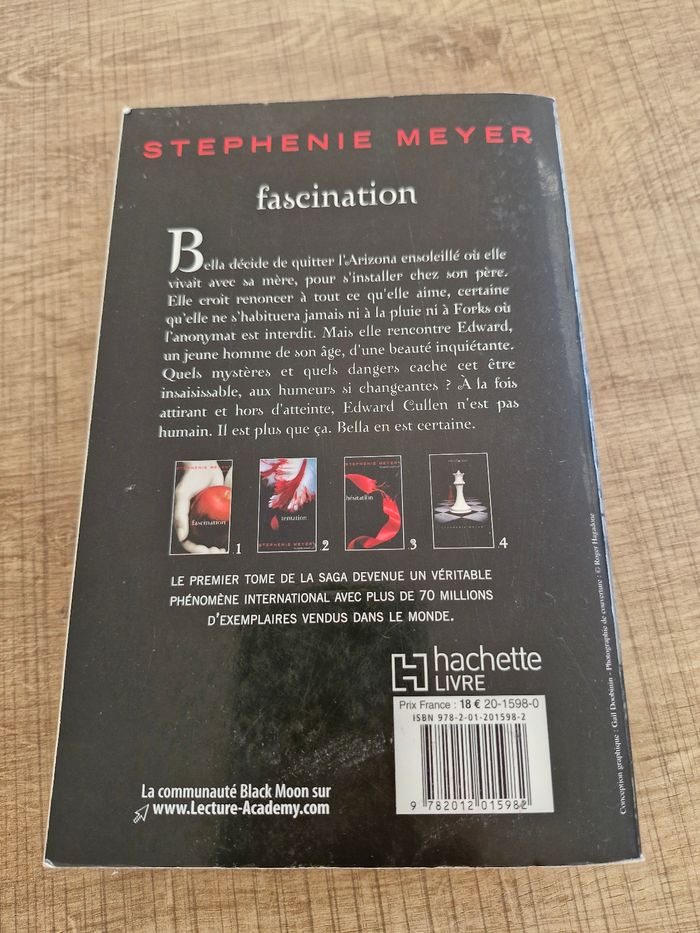 Livre Stéphanie Meyer - photo numéro 2