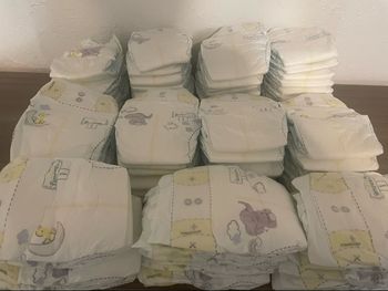 84 couches Pampers prenium protection taille 1