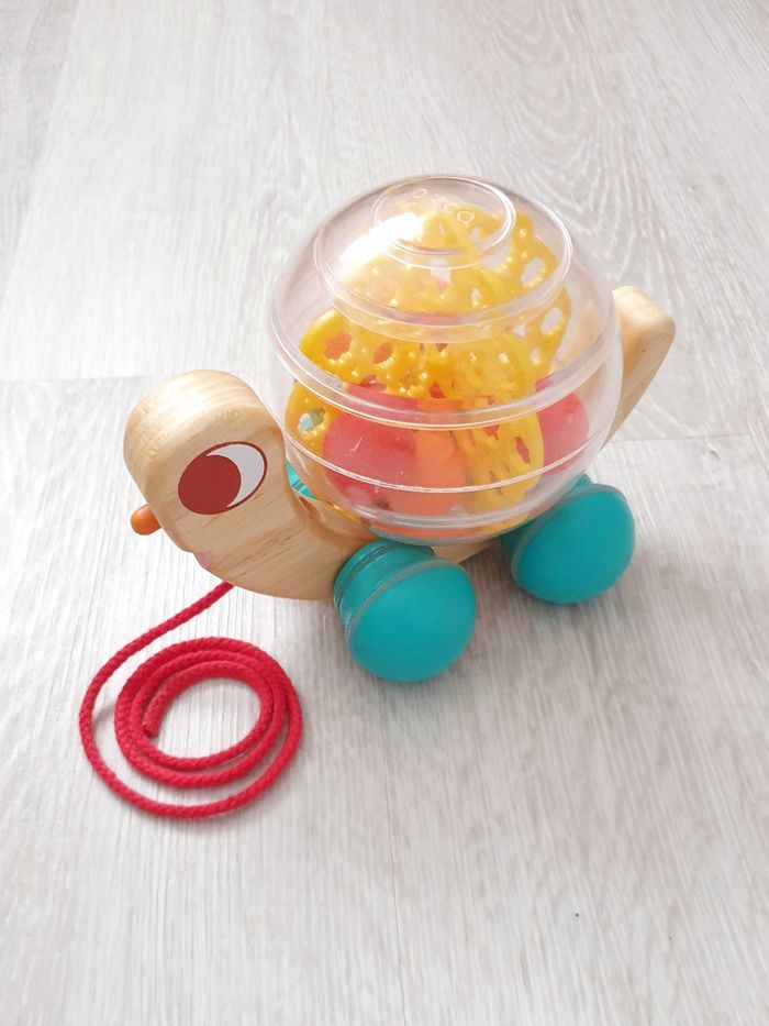 Jouet à tirer escargot Hugo - Djeco