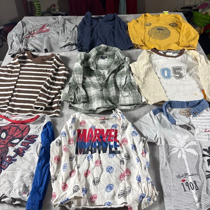 Lot 9 t-shirt haut taille 23-24 mois