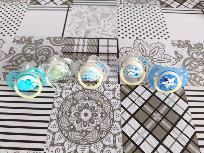 Lots de sucettes tétines PHILIPS AVENT Neuves