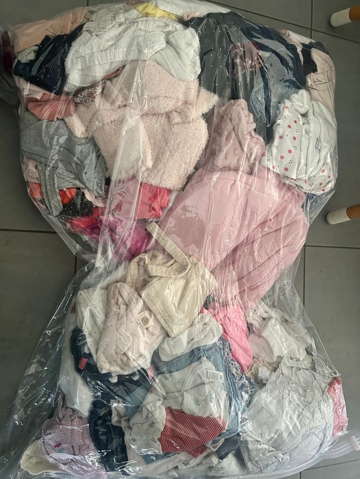 Lots de vêtements fille - photo numéro 2