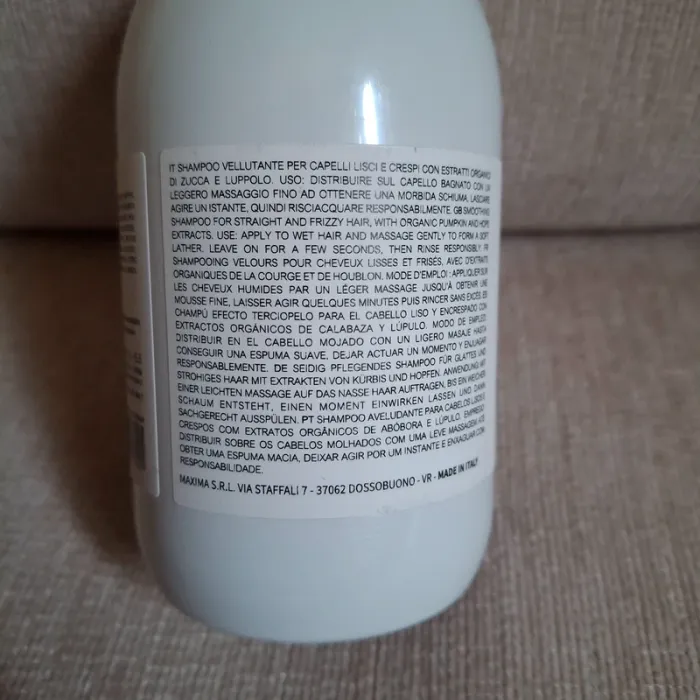 Shampoing velours pour cheveux lisses et frisés - photo numéro 3