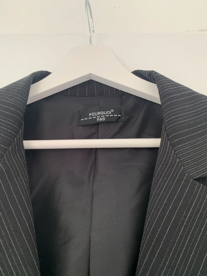 Veste noire à fines rayures taille 42 - photo numéro 2