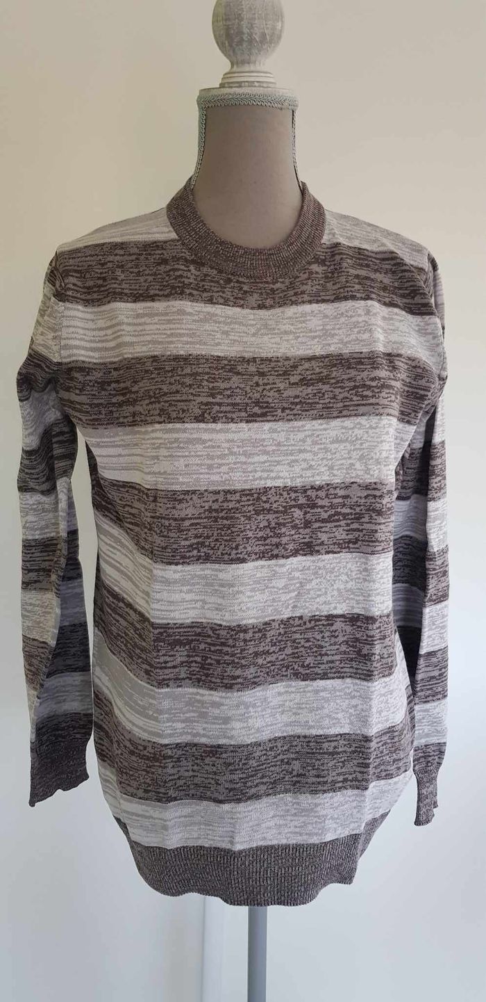 Pull rayé chaud - photo numéro 2